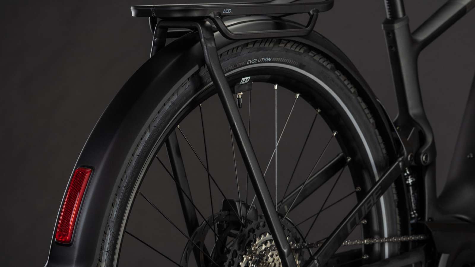 Cube Kathmandu Hybrid ONE11 HPC SLT 800 carbon´n´silverdust – Bild 4